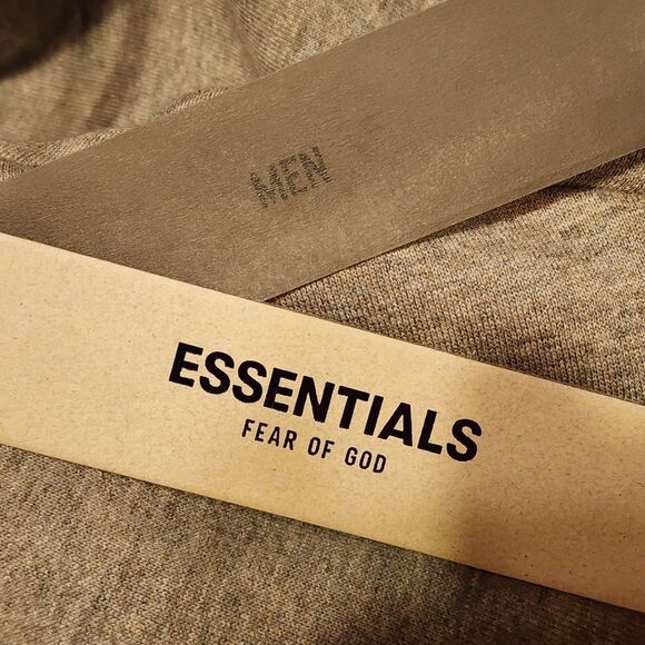 NWT Essentials Fear of God Dark Oatmeal Hoodie Size Large - Picture 7 of 9